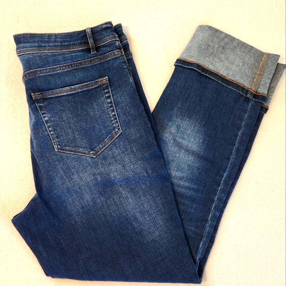 Like new J. Jill cuffed jeans